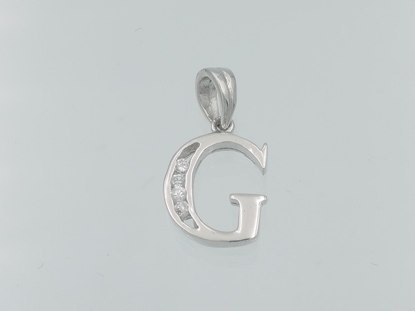 stříbrný přívěsek s kamínky písmeno G