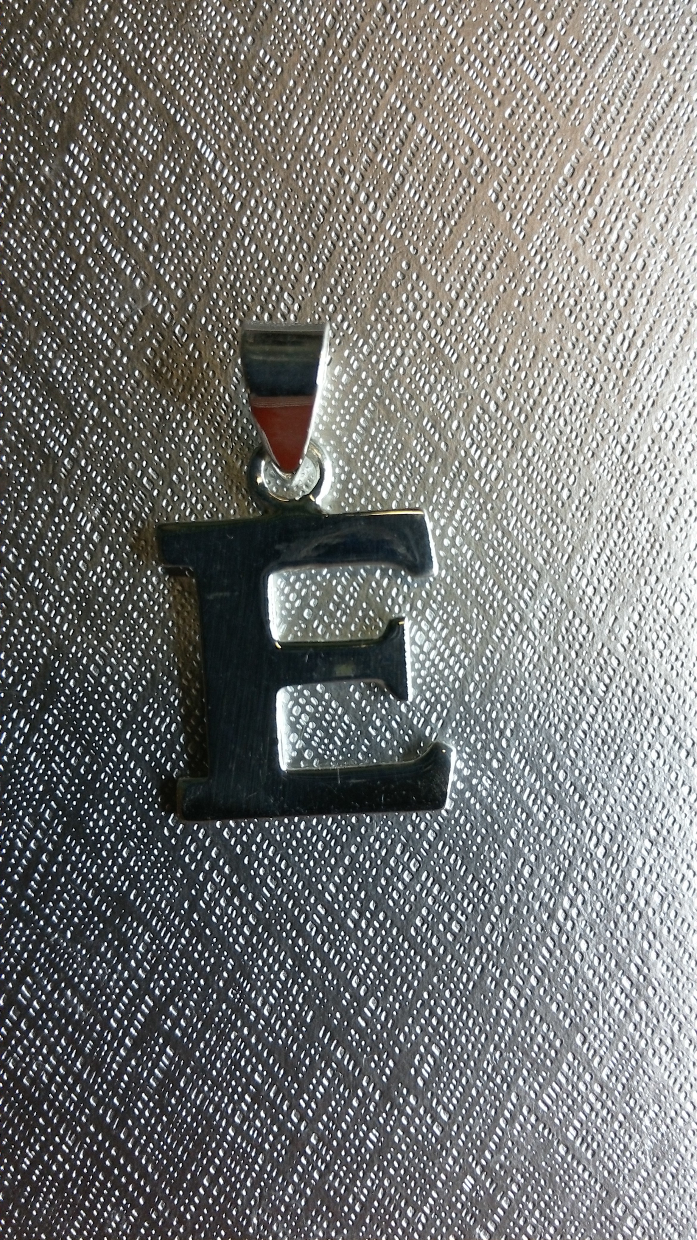 Ag/925 stříbrná písmena - písmenko E
